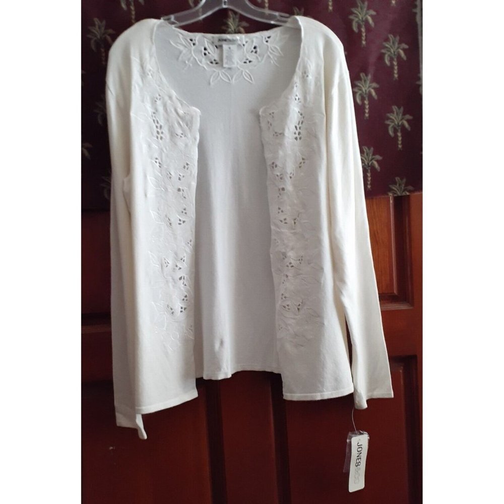 Jones & Co Open Front Cardigan Sweater Floral Embroidered Eyelet New (has hole)